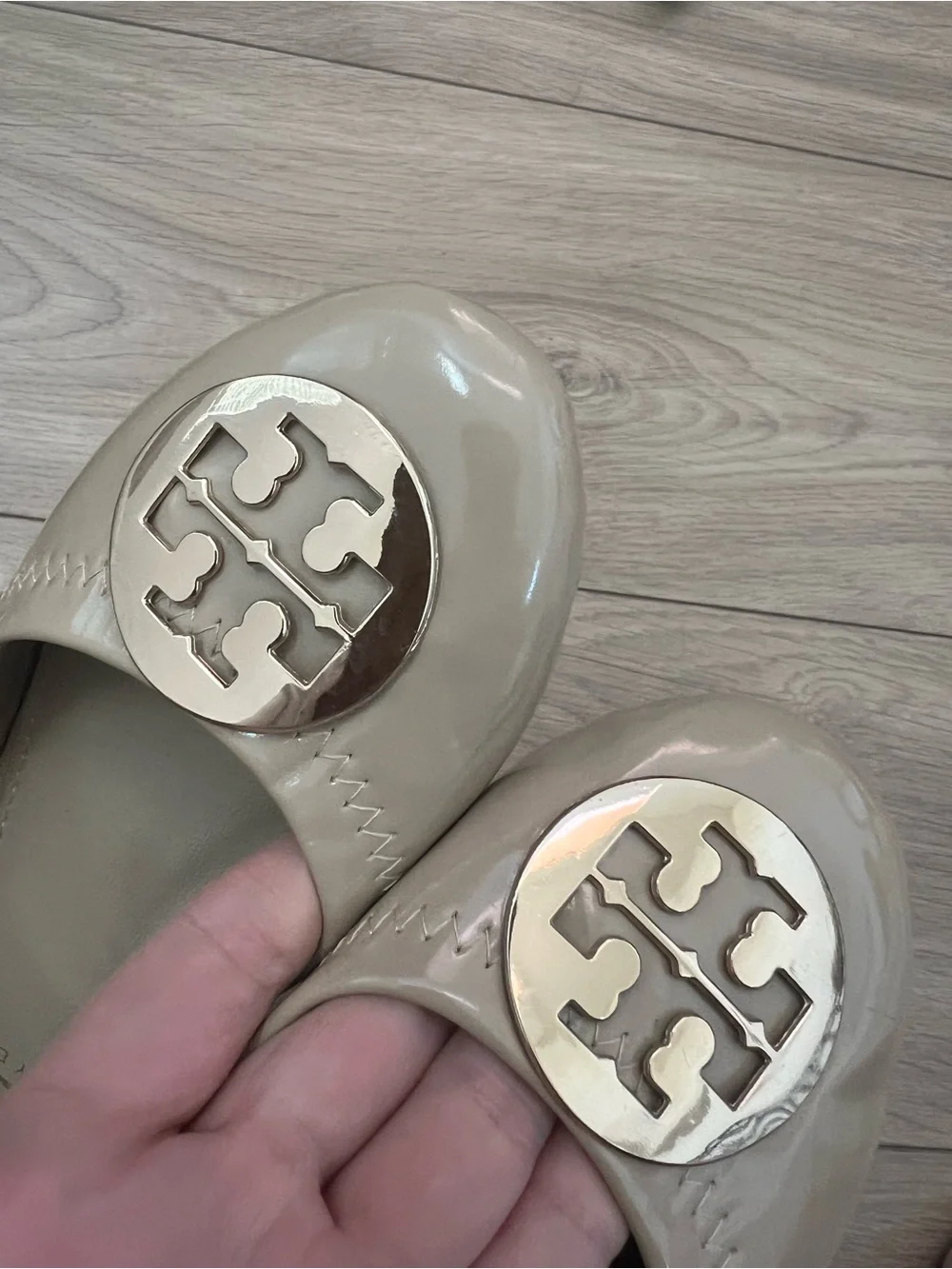 Tory Burch Minnie Ballet flats in Beige